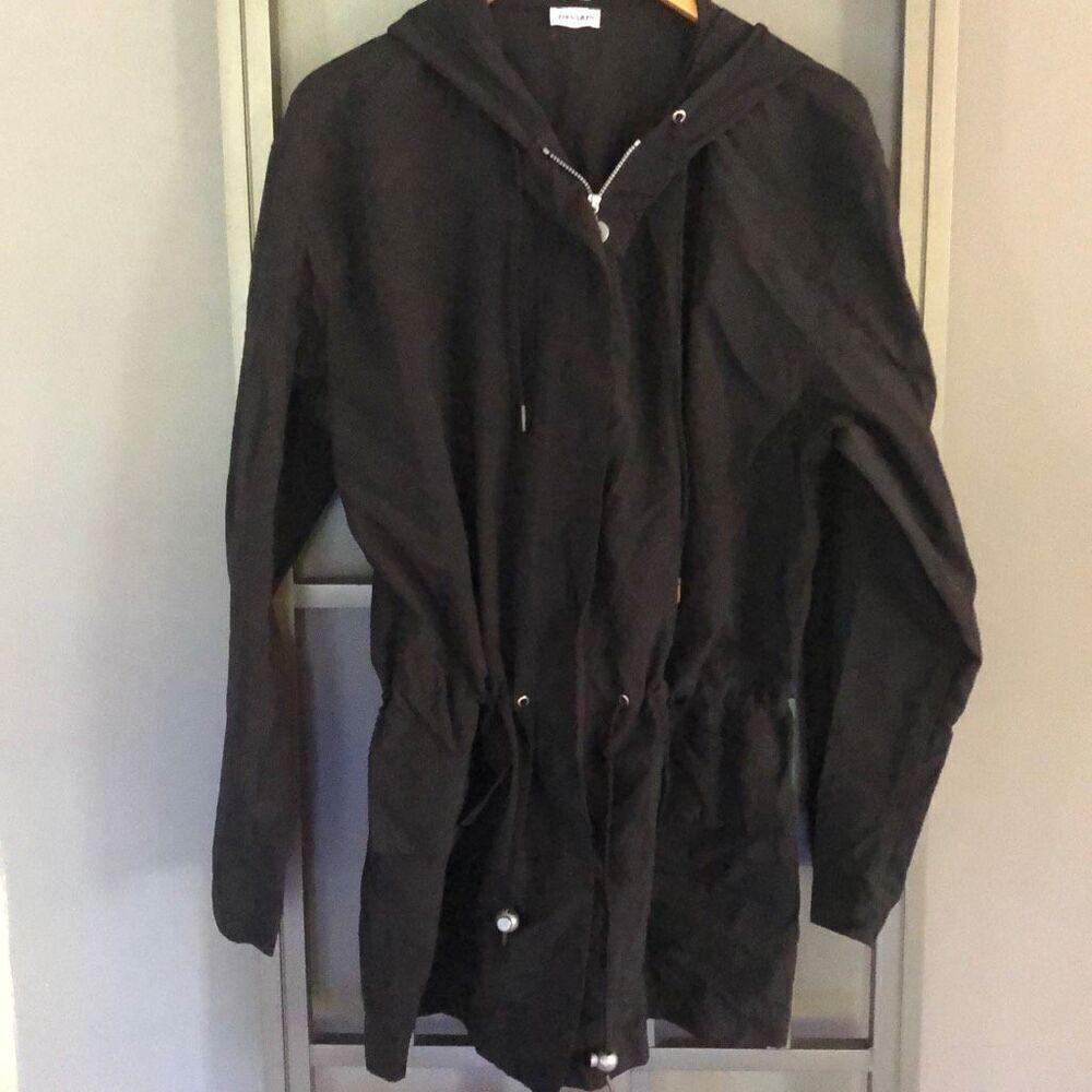 Vintage Danskin cinched waist, lightweight jacket, nylon size L hooded